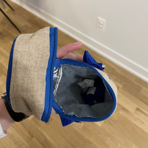 NWT So Young Dinosaur insulated bag - Picture 3 of 3